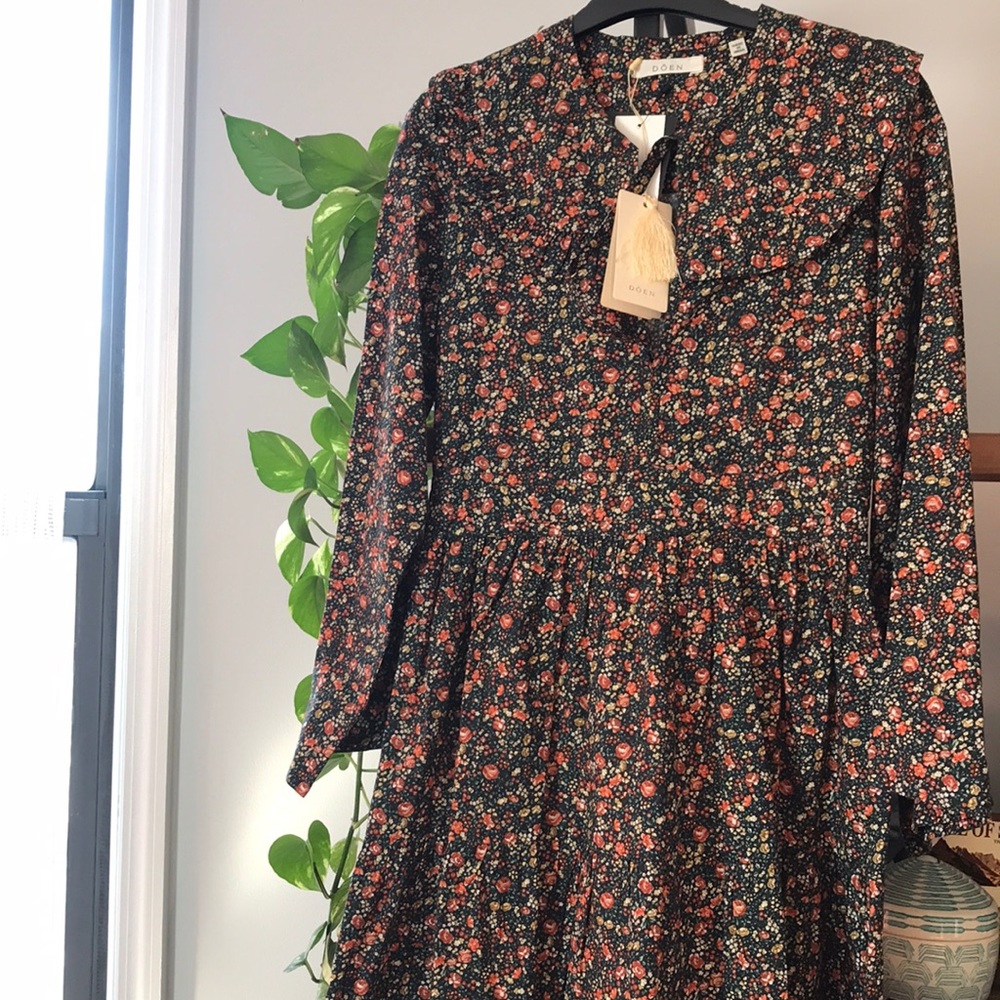 SOLD! DOEN Honey Floral Dress - Picture 4 of 5